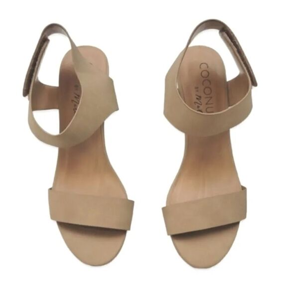 Coconuts by Matisse Wendy Classic Wedge Sandals in Nude Size 7 - Picture 3 of 13